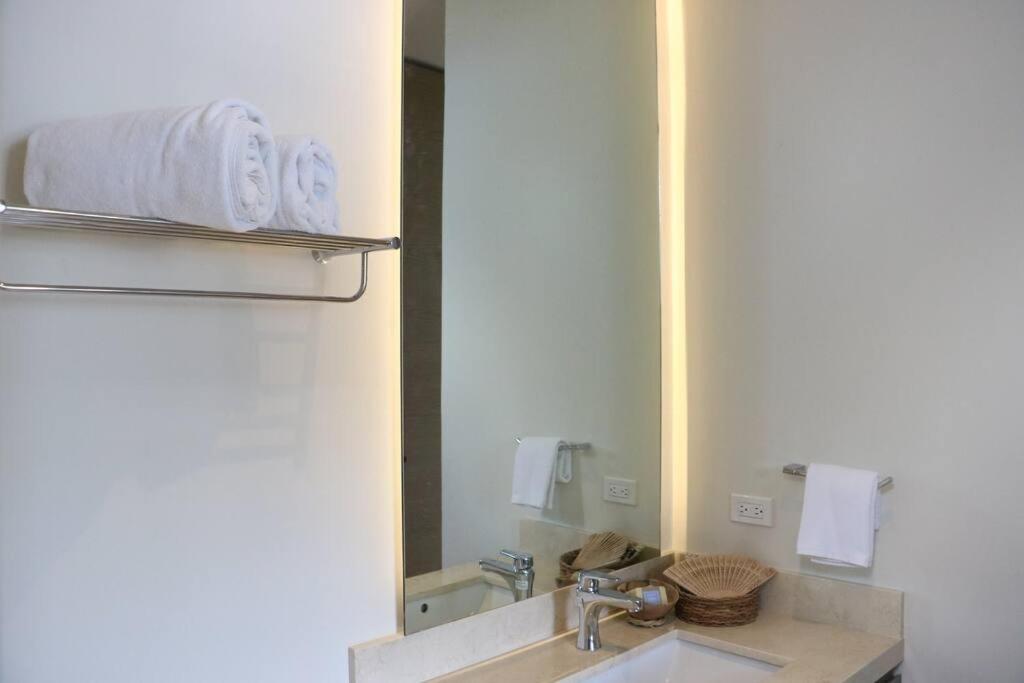 Brand New Condo With Rooftop Pool Cozumel Eksteriør billede